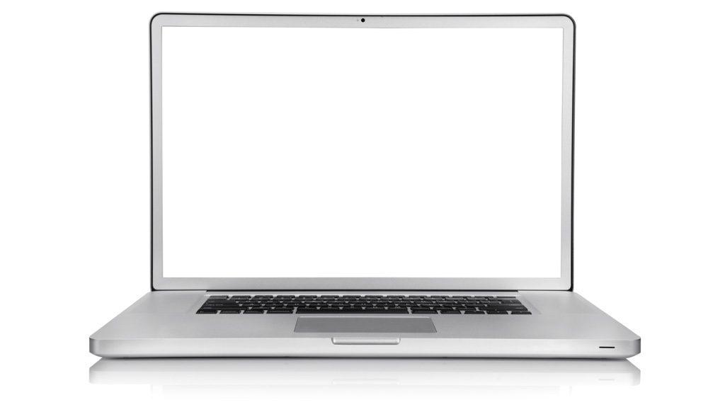 Laptop med blank, vit skärm, på vitt bord